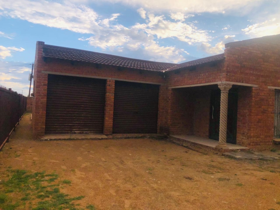 3 Bedroom Property for Sale in Grasslands Free State